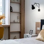 Royal Center Apartments