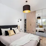 Royal Center Apartments